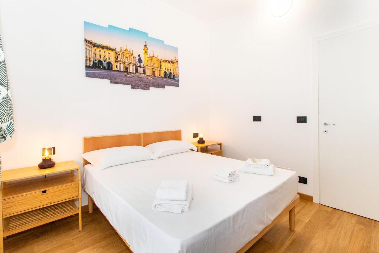 Bengasi Functional Mini Flat Apartment Turin Bagian luar foto
