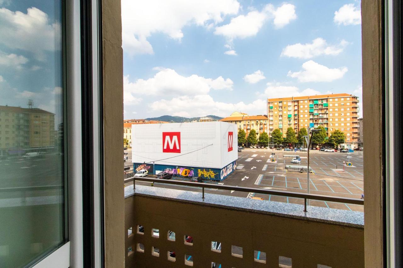 Bengasi Functional Mini Flat Apartment Turin Bagian luar foto
